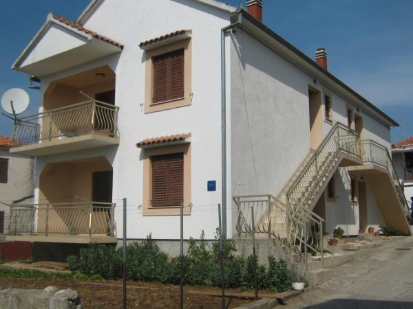 Apartmani Petra Pakoštane Exteriér fotografie